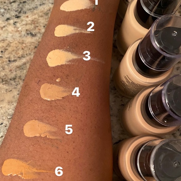 Matte Liquid Foundation-Liquid Face Makeup- Vegan - Picture 5 of 6